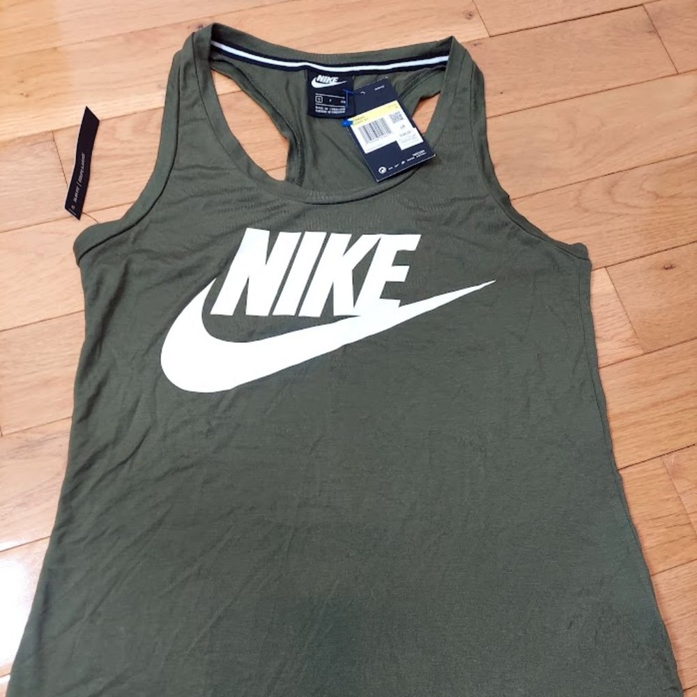 Nike Women's Small Slim Fit Racer Back Tank Top Green New $35 - Picture 3 of 7